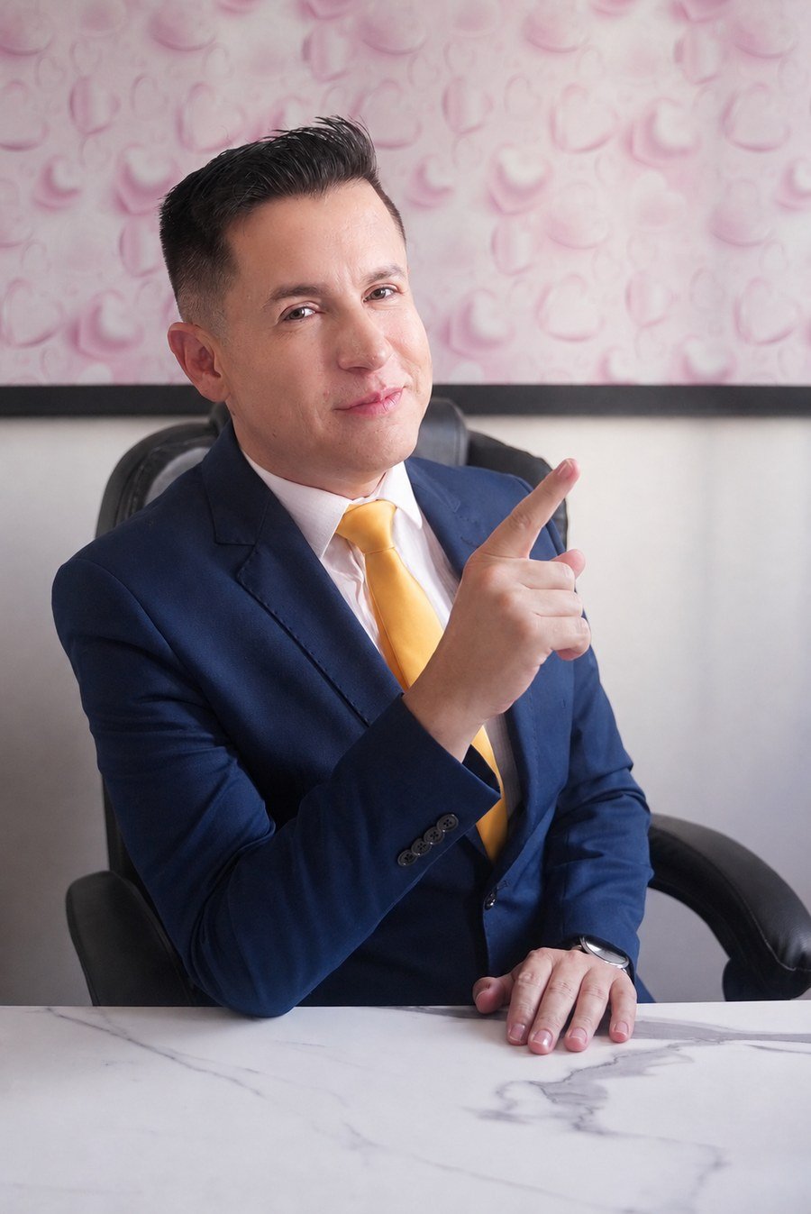 Emerson Cesarino em contexto profissional